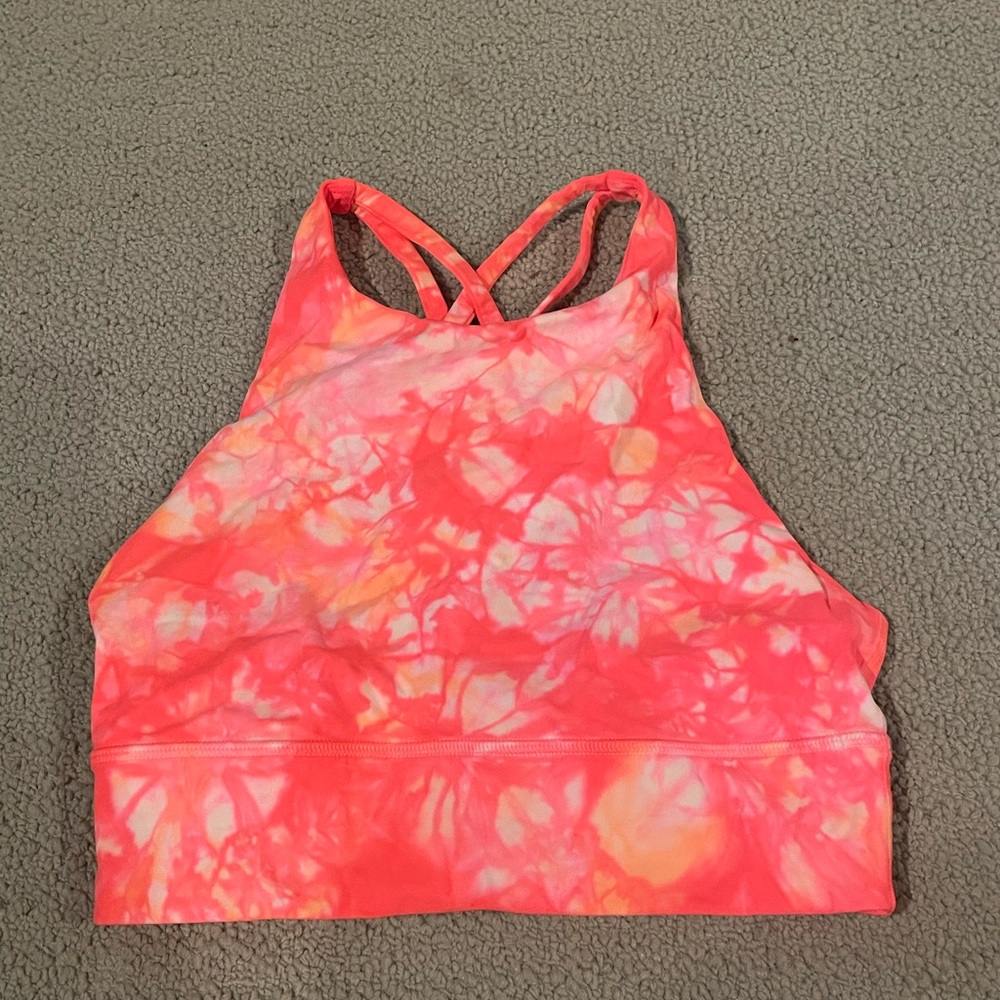 Lululemon women crop top
